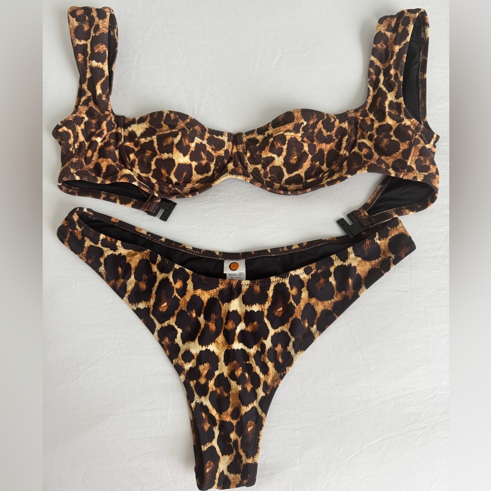 Tropic of C - mama in Africa bikini set (top size S and bottom size M)
